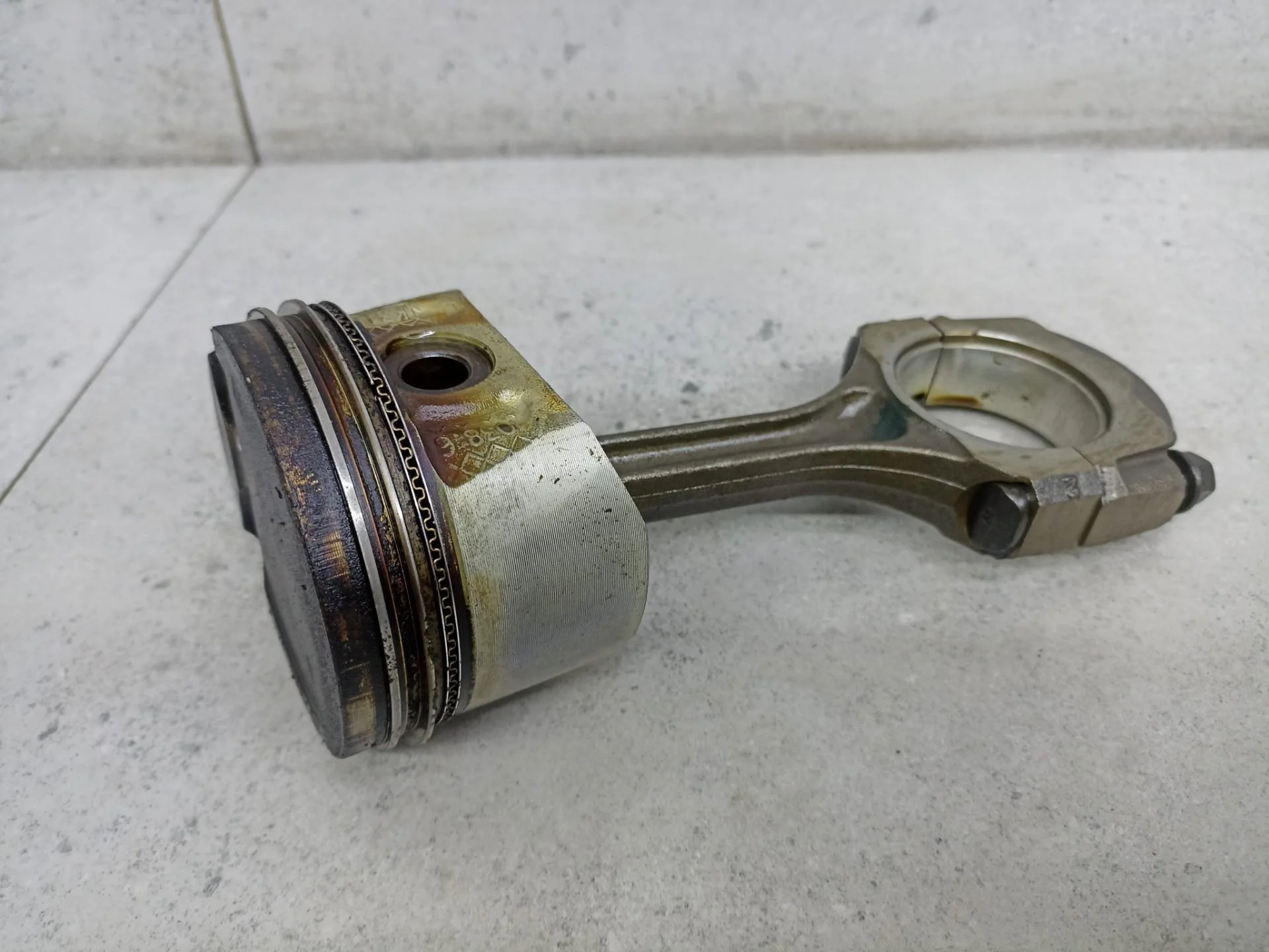 Шатун Renault Megane 2 рест. 2008 121009455R