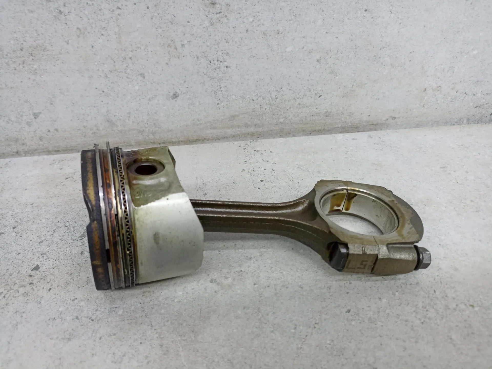 Шатун Renault Megane 2 рест. 2006 121009455R