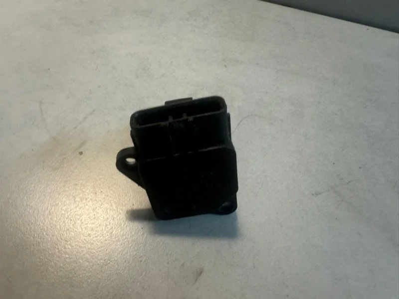 Датчик массового расхода воздуха Volvo XC60