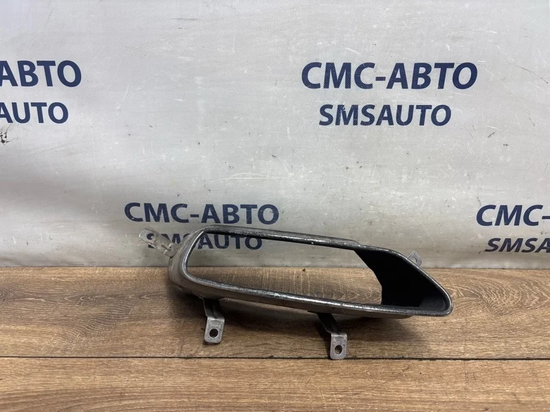 Насадки глушителя Audi A8 2014 4H0253826K D4 4.0 CTG, правые