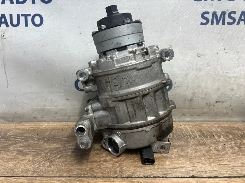 Компрессор кондиционера Audi A8 4E0260805AS D3 4.2 BVJ