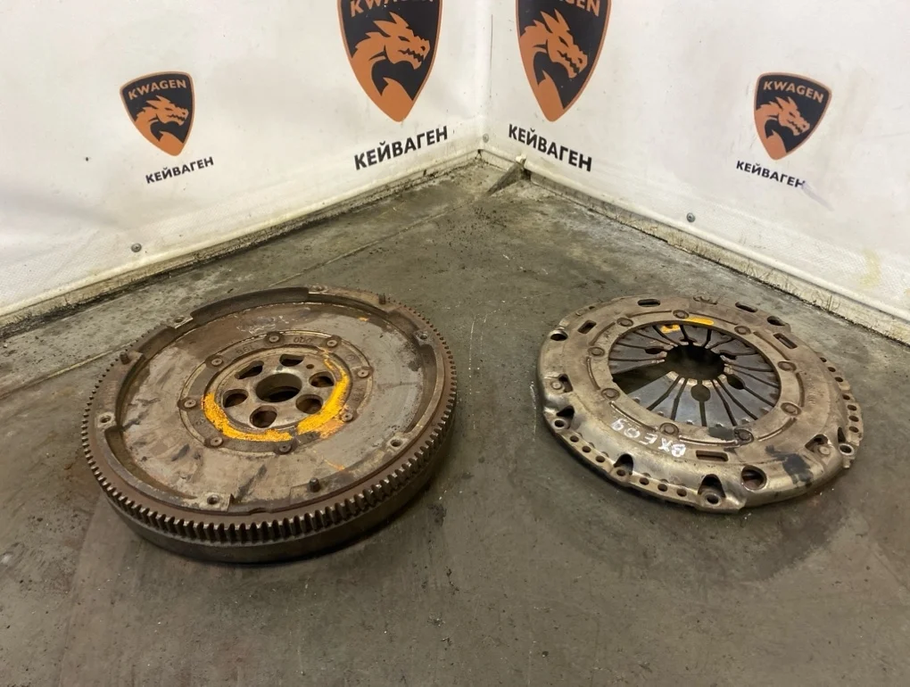 Маховик мкпп Audi A4 2009 B7