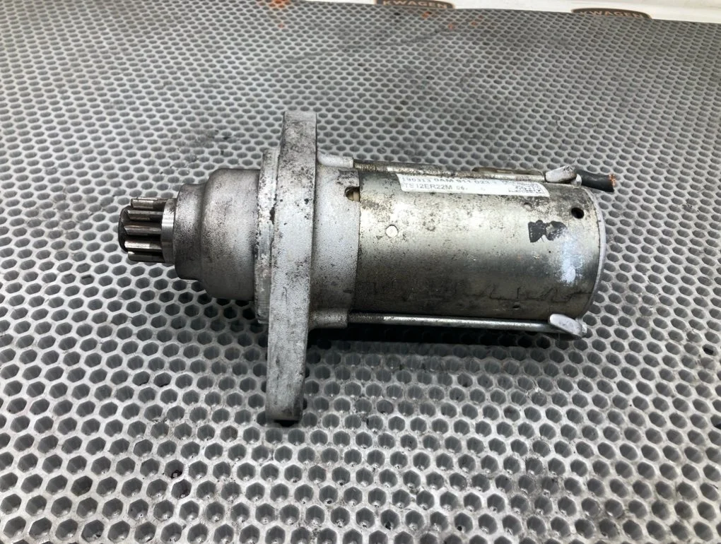 Стартер Volkswagen Passat CC 2013 B6