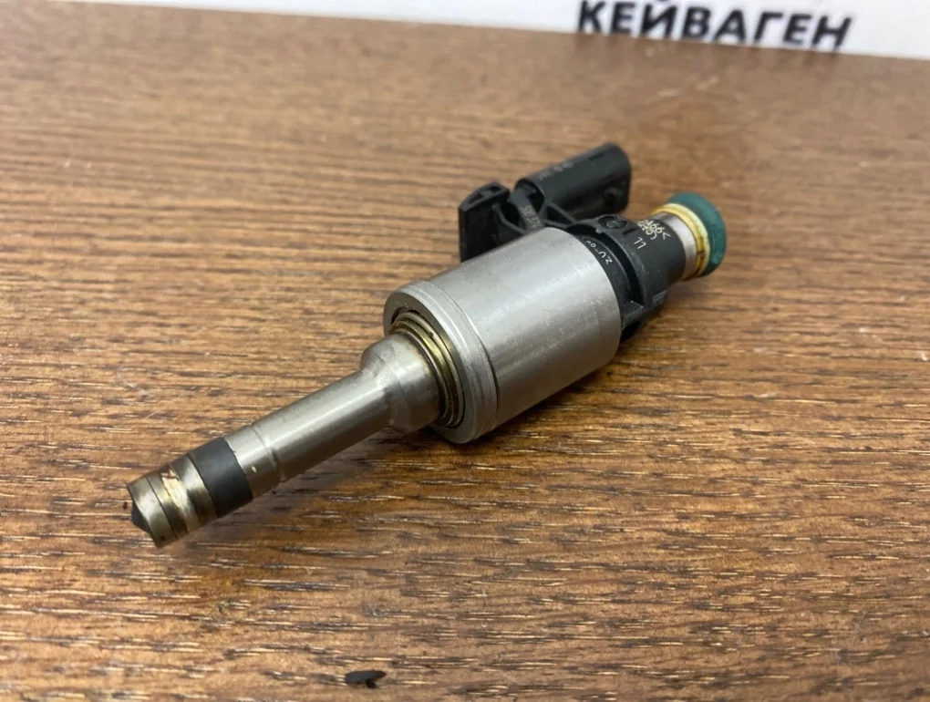 Форсунка топливная Volkswagen Golf 2016 MK7