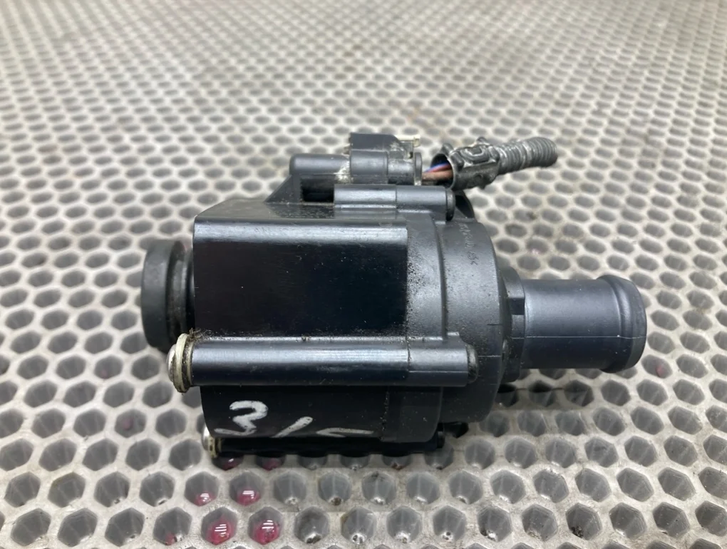 Дополнительный насос Audi A6 2015 C7