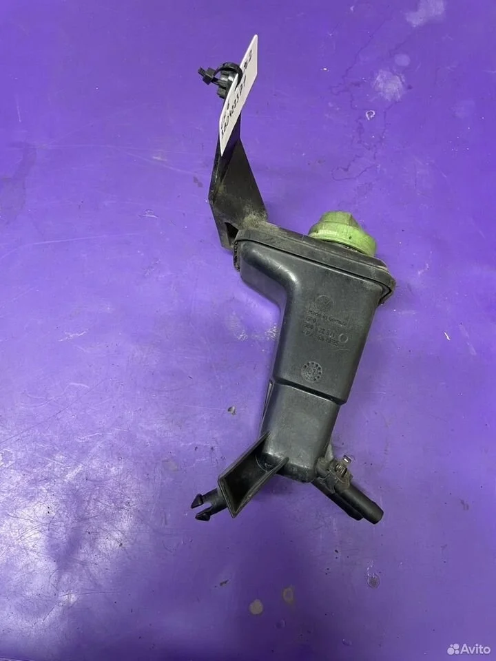 Бачок гидроусилителя volkswagen passat b5
