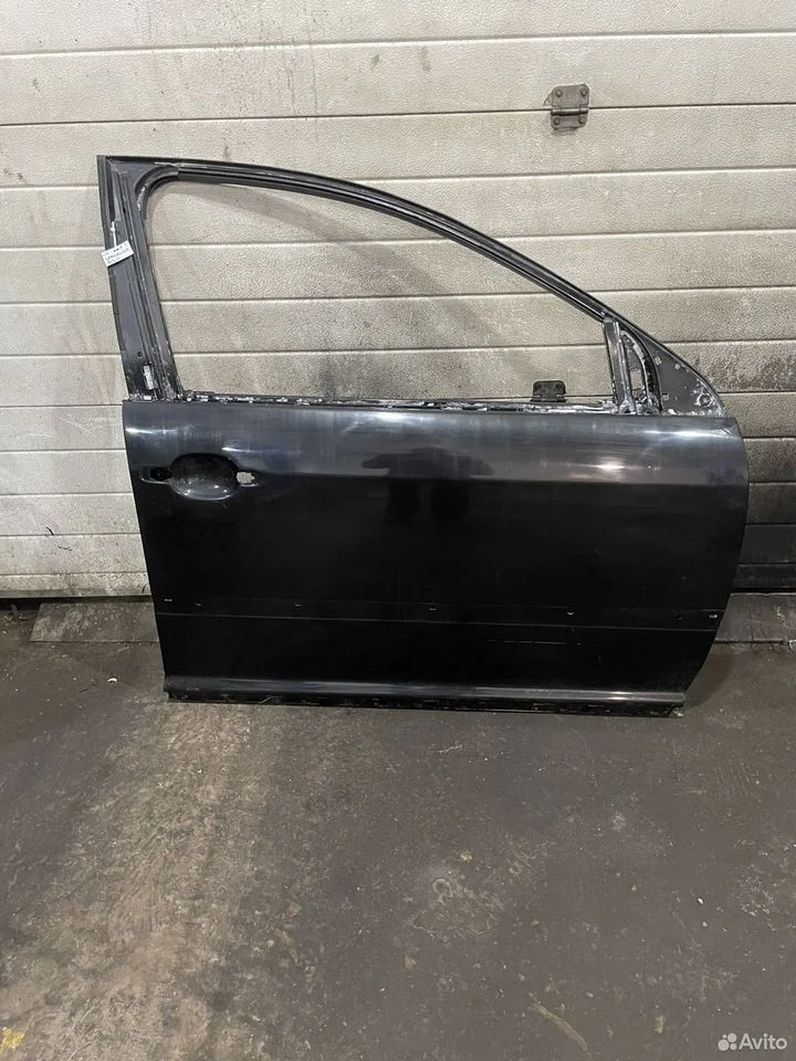 Дверь передняя правая vw phaeton