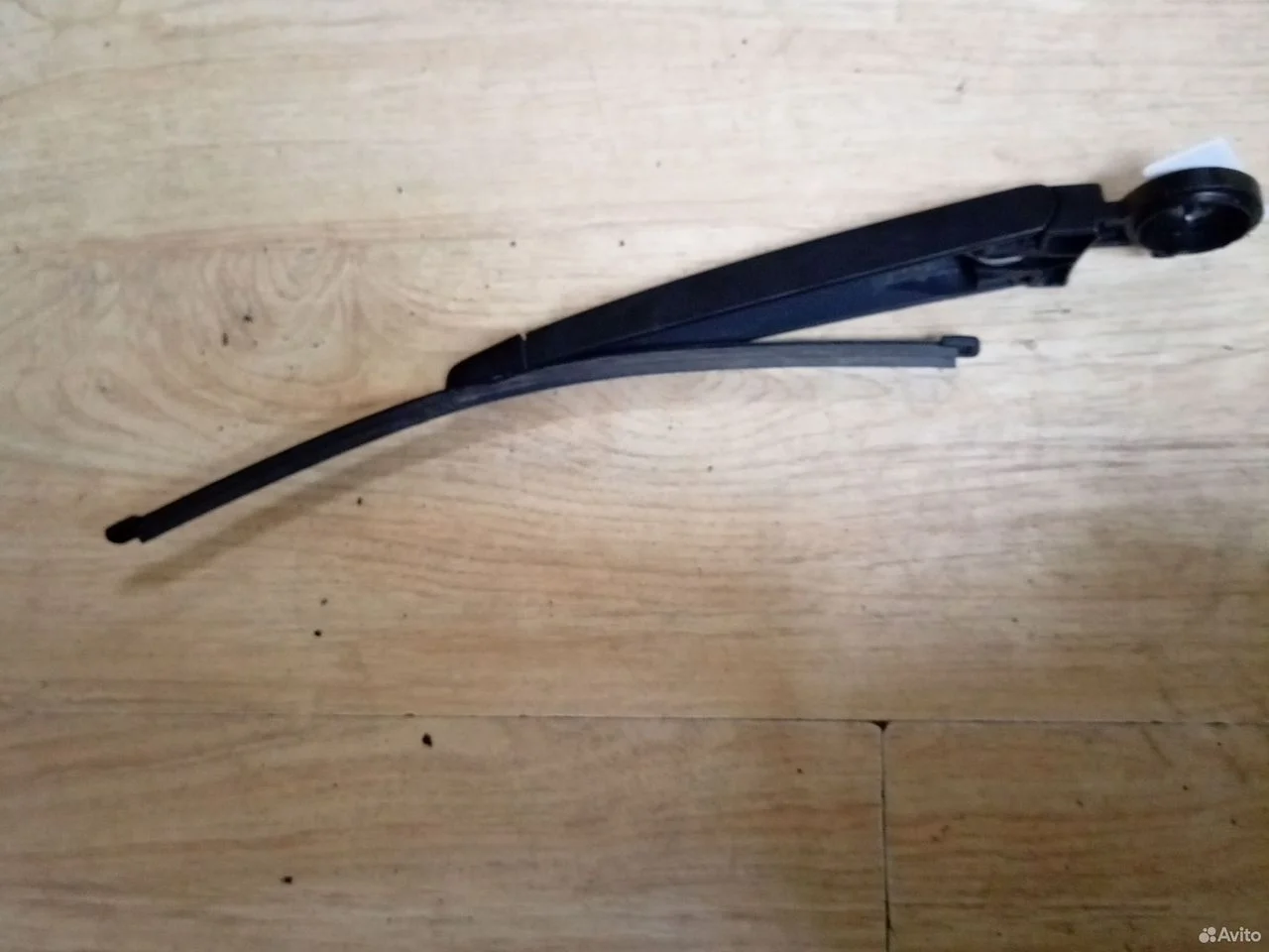 Поводок заднего дворника vw touareg 1