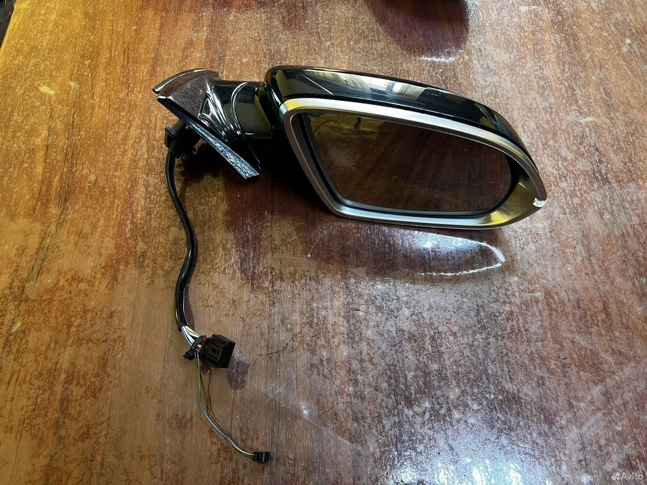 Зеркало боковое правое audi a8 d4 w12