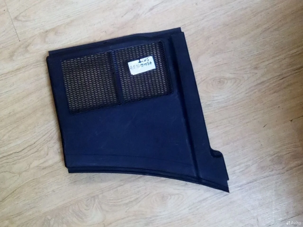 Накладка audi a4 8e119447a