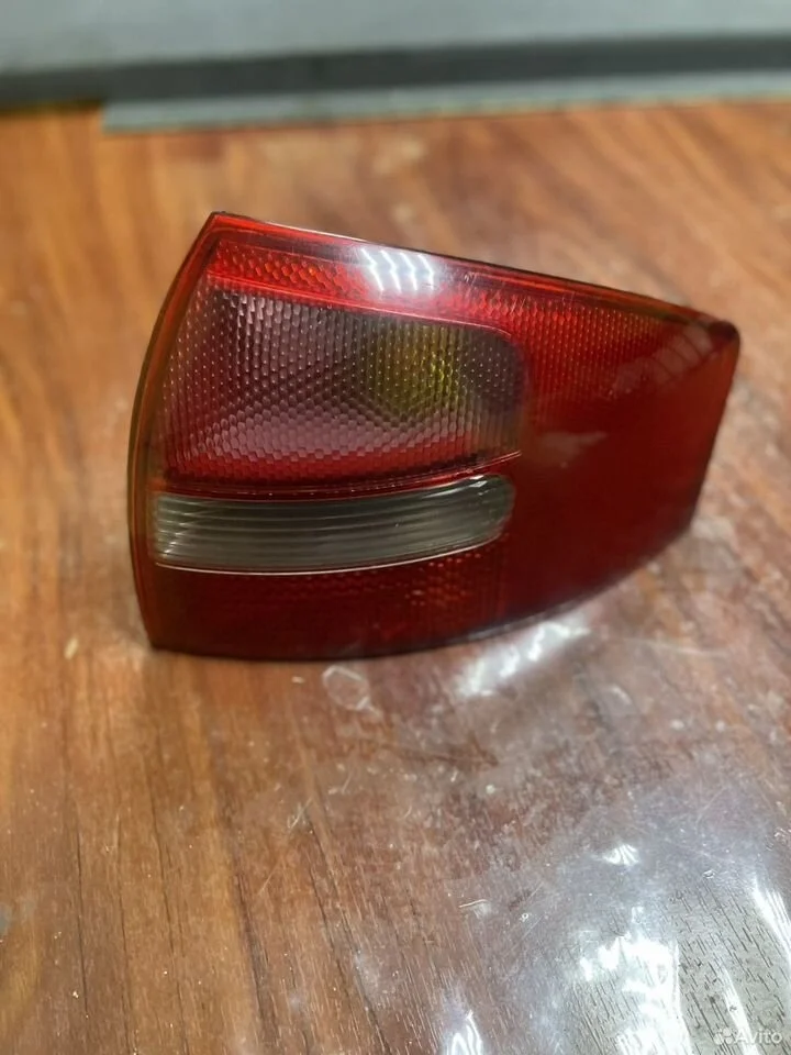 Фонарь задний правый audi a6 c5 (s6,rs6)