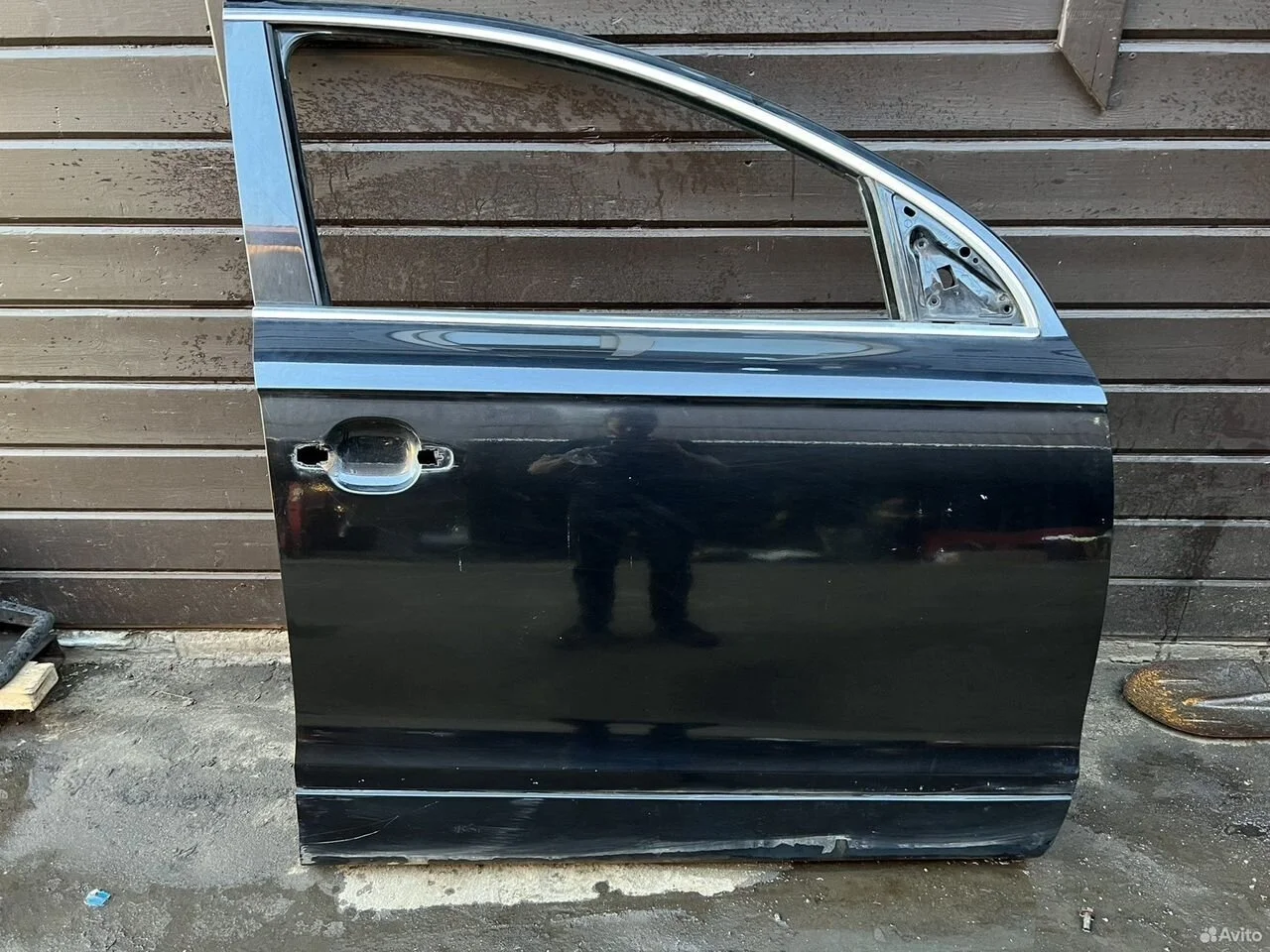 Передняя правая дверь audi q7 4l0831052a