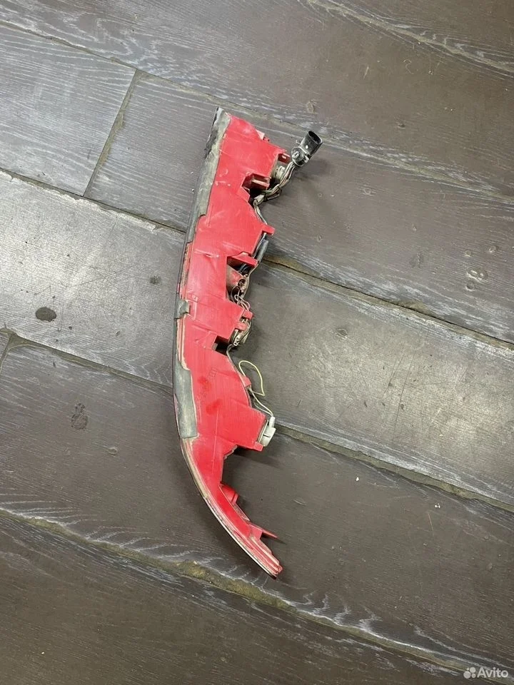 Фонарь в задний бампер правый audi q7