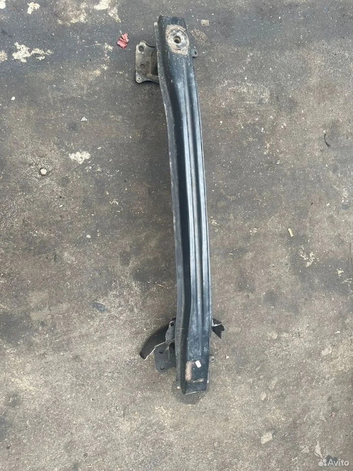 Усилитель пер бампера vw touran 1t0807109b