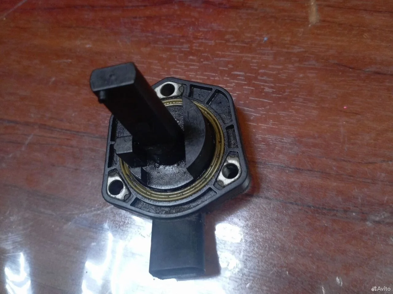 Датчик давления масло vag 1j0907660c