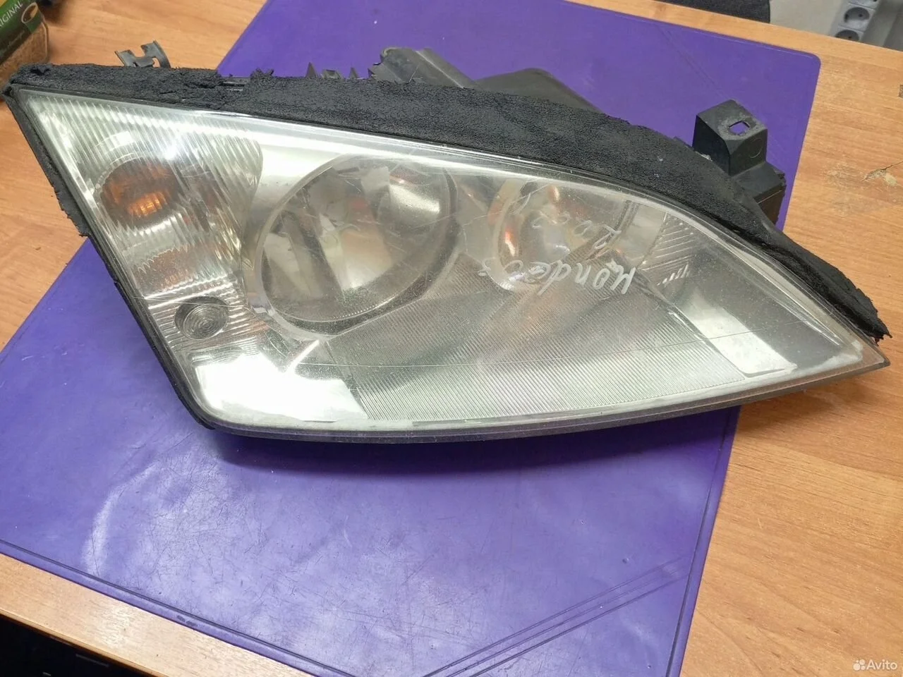 Фара передняя правая форд мондео 2002г.0301174202