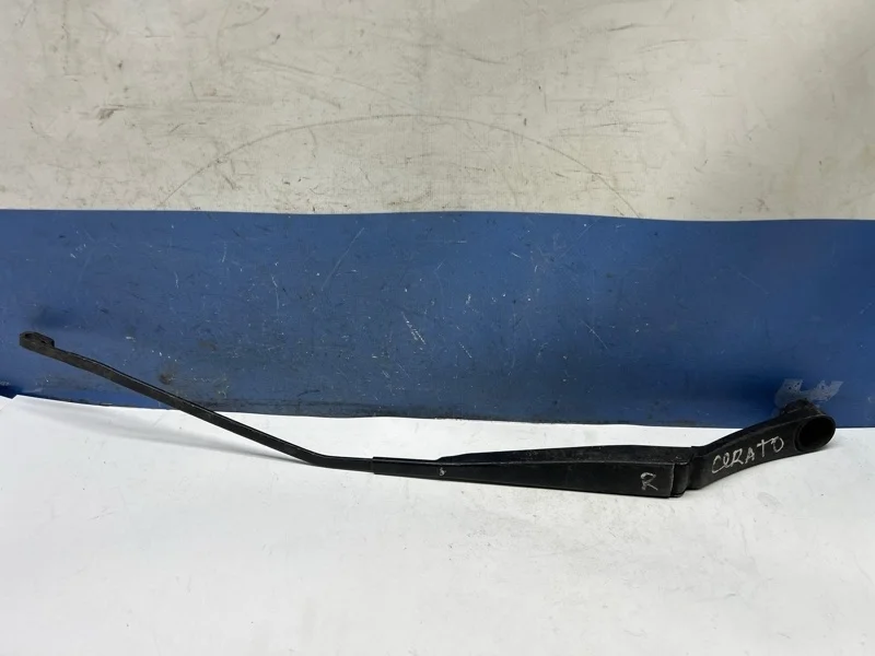 Поводок дворника Kia Cerato 2 2009-2013 983201M000 TD, передний правый