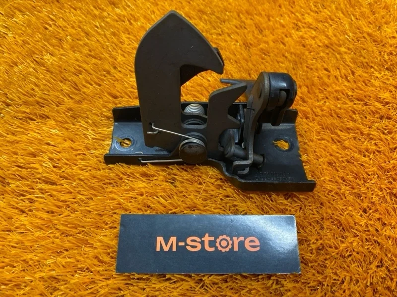 Замок капота Mercedes-Benz E-Class 2002 A2118800264 W211 112.913