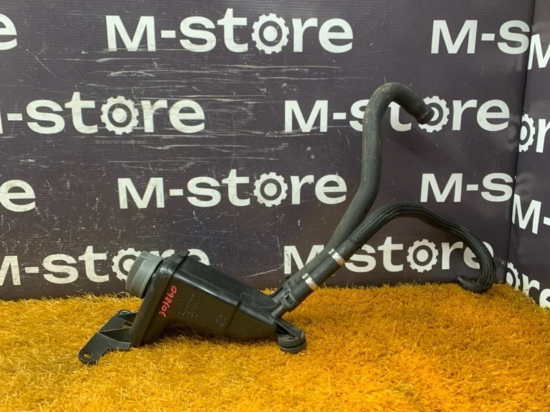 Бачок гидроусилителя Audi A4 2007 8E0422373B B7/8E ALT