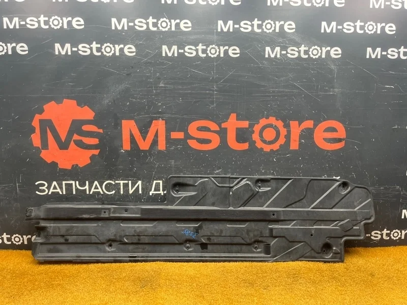 Защита днища кузова Mercedes-Benz C-Class 2010 A2046101408 W204 271.860, правая