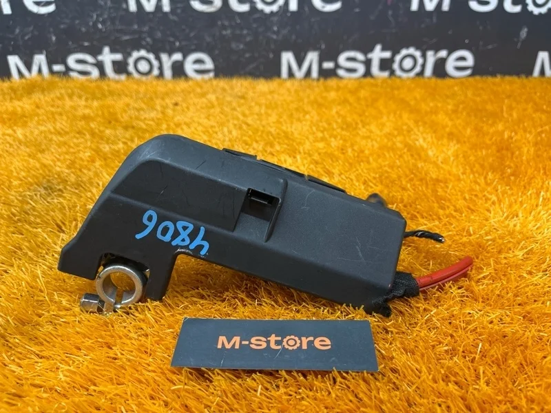 Клемма плюсовая Audi Q5 2013 8J0915459 8R CNCD