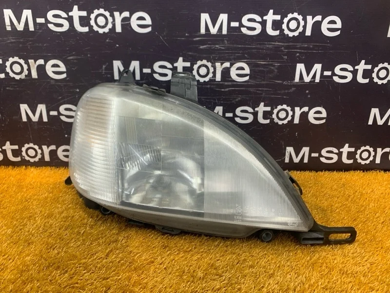 Фара Mercedes-Benz M-Class 2000 A1638203861 W163 112.942, правая