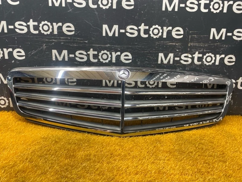 Решетка радиатора Mercedes-Benz C-Class 2010 A2048801283 W204 271.860