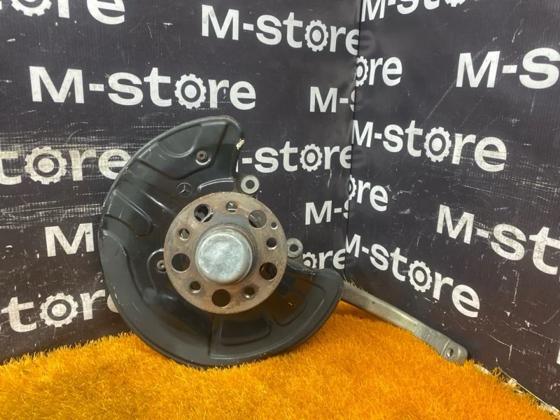 Ступица Mercedes-Benz E-Class 2007 A2113306520 W211 272.922, передняя правая