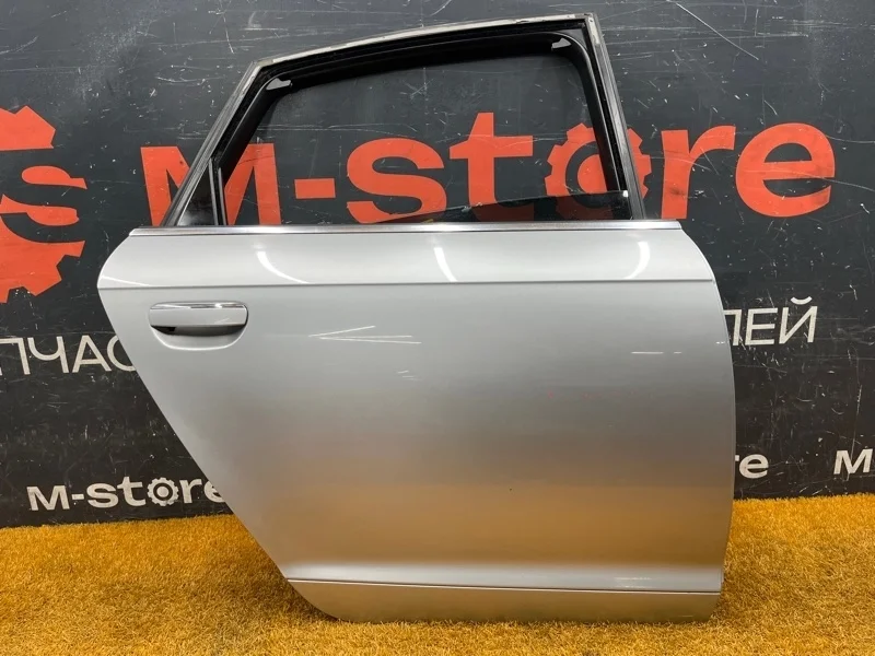 Дверь Audi A6 2007 4F0833052G C6/4F BDX, задняя правая