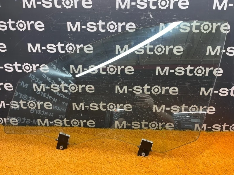 Стекло боковое Mercedes-Benz S-Class 2008 A2217200718 W221 273.961, переднее левое