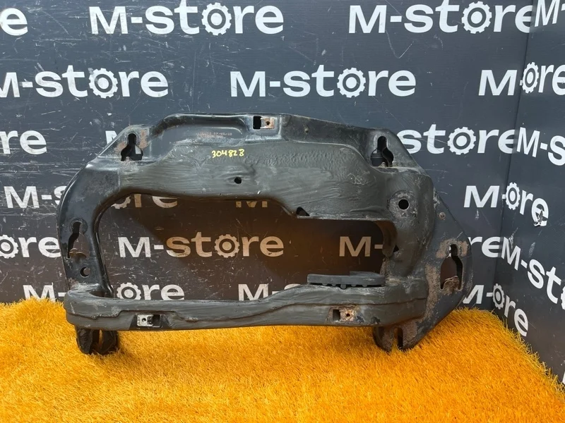 Балка акпп Bmw X5 2010 6791859 E70 N55B30A