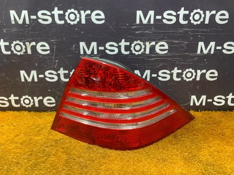 Фонарь задний Mercedes-Benz S-Class 2004 A2208200864 W220 112.972, правый