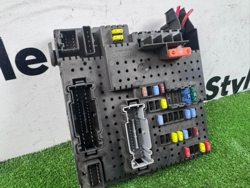 Блок предохранителей volvo xc90 1