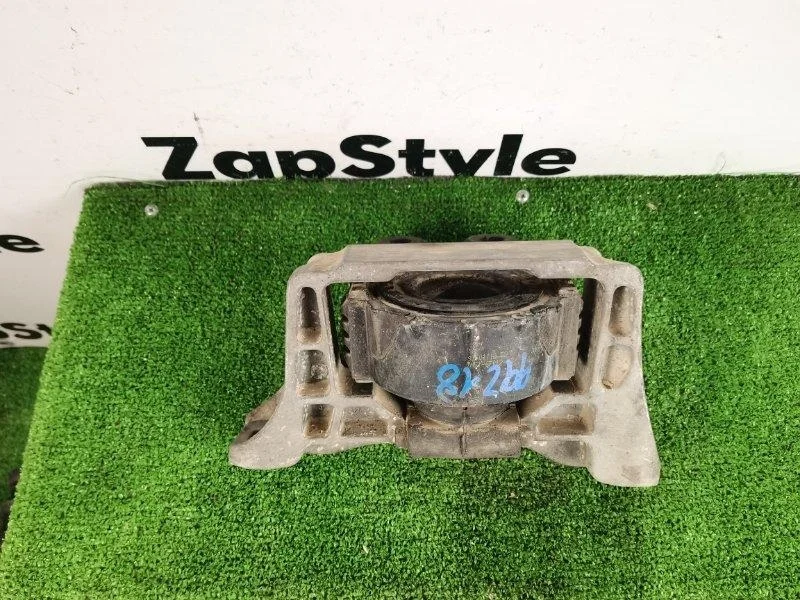 Правая опора двигателя ford kuga 2008 1