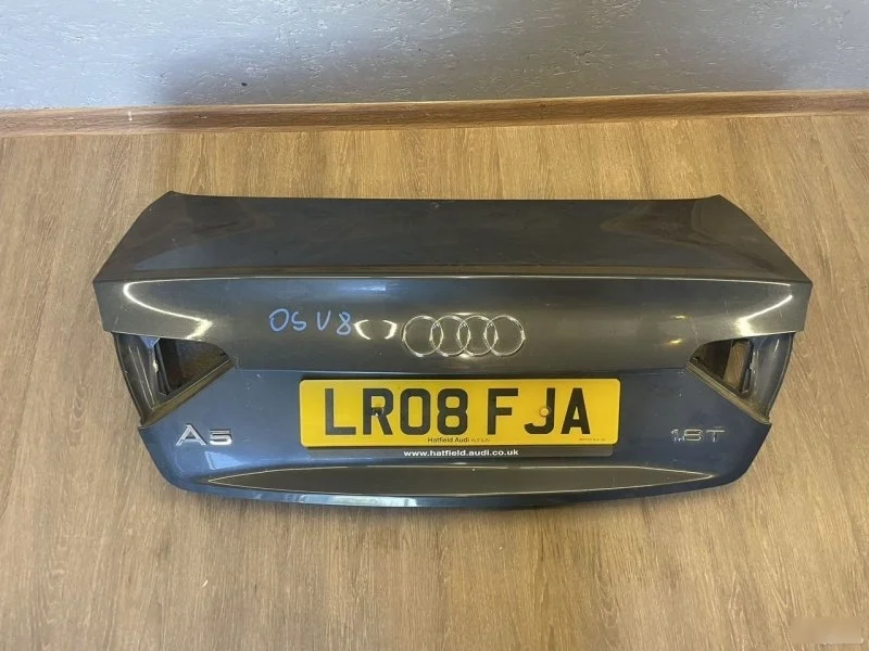 Крышка багажника Audi A5 8T
