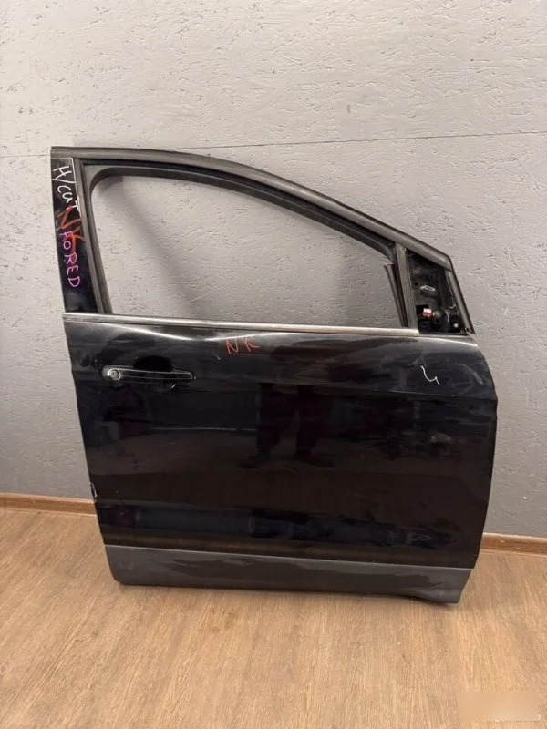 Дверь Ford Kuga 2