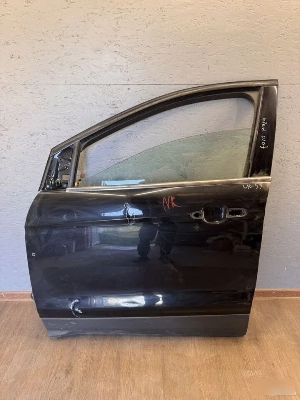 Дверь Ford Kuga 2