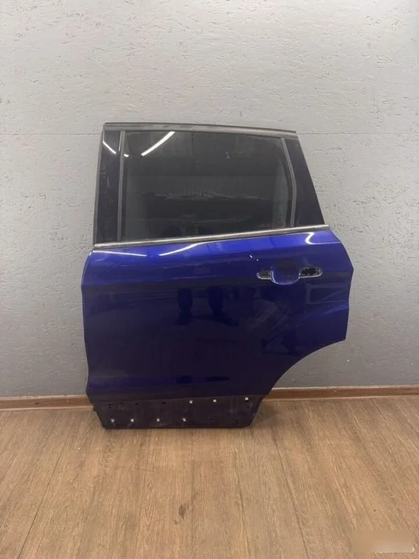 Дверь Ford Kuga 2