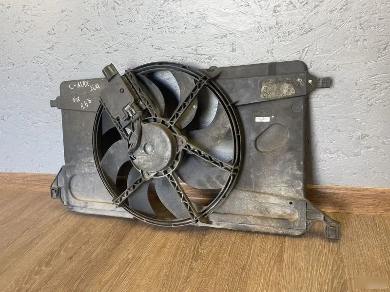 Вентилятор диффузор Ford Focus 2