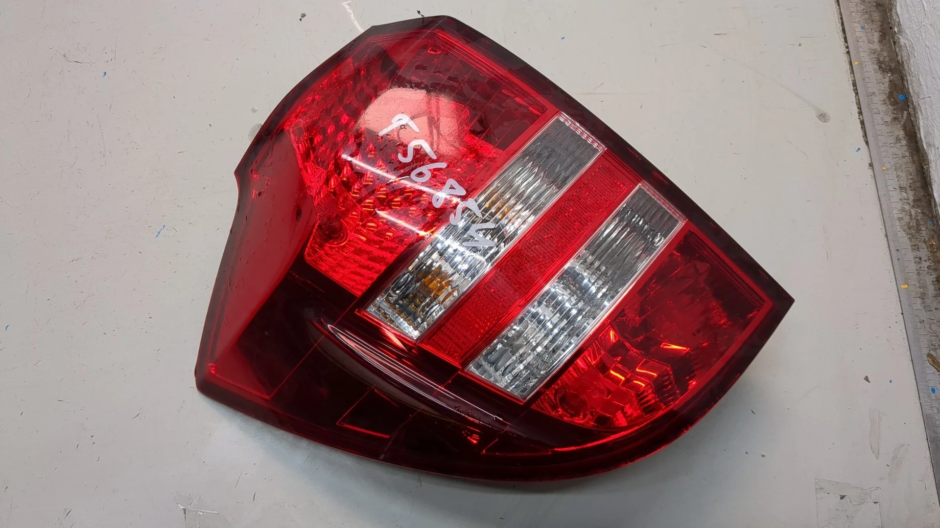 Фонарь (задний) Kia Ceed 2007-2012 КПП 5-ст.мех.(МКПП) D4FB Дизель 1.6 л