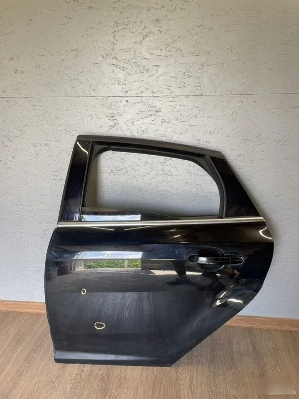 Дверь Ford Focus 3
