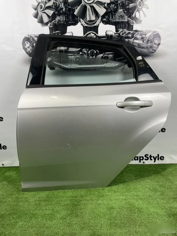 Дверь Ford Focus 3