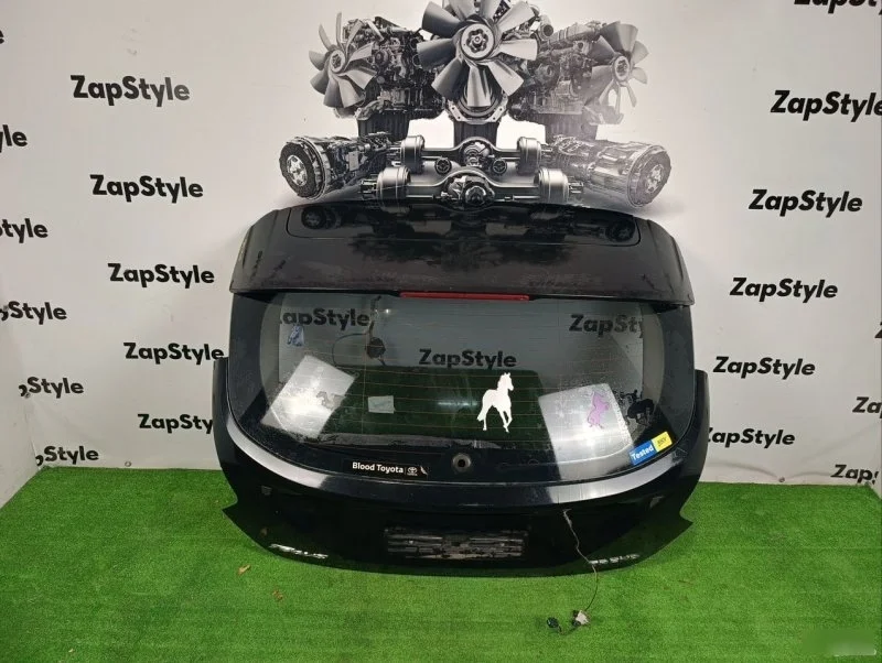 Крышка багажника Ford Focus 3 2011-2014