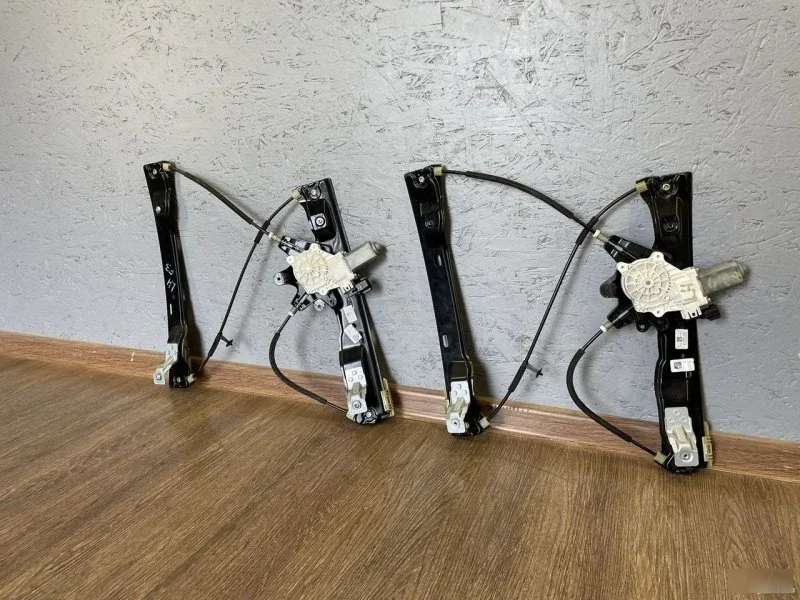 Стеклоподъемник Ford Focus 3