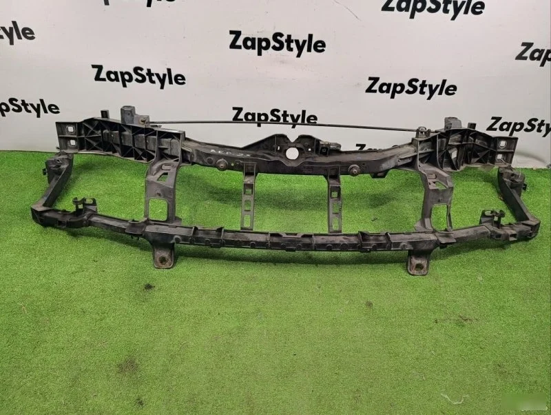 Панель Ford Kuga 1 2008-2012