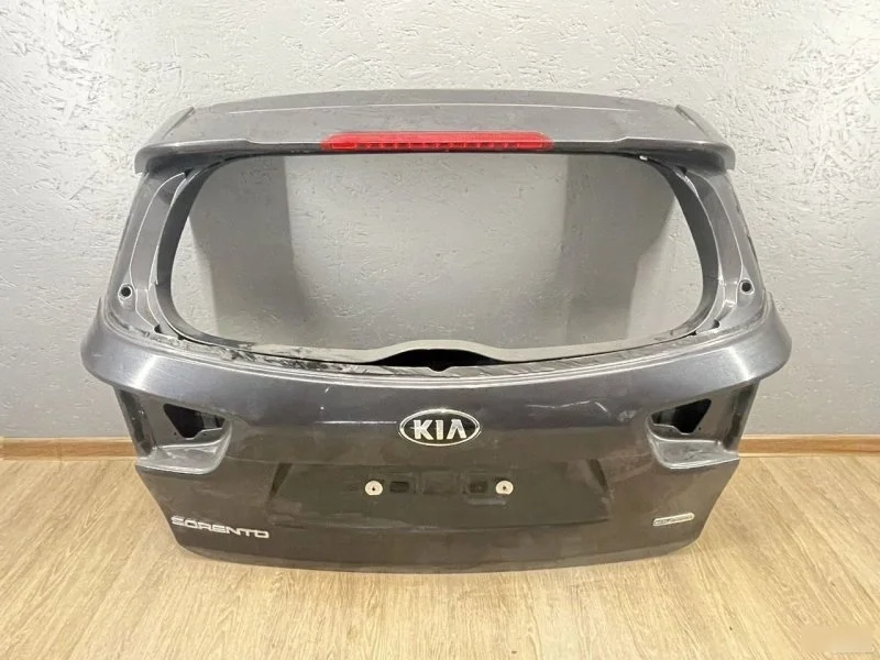 Крышка багажника Kia Sorento Prime 3