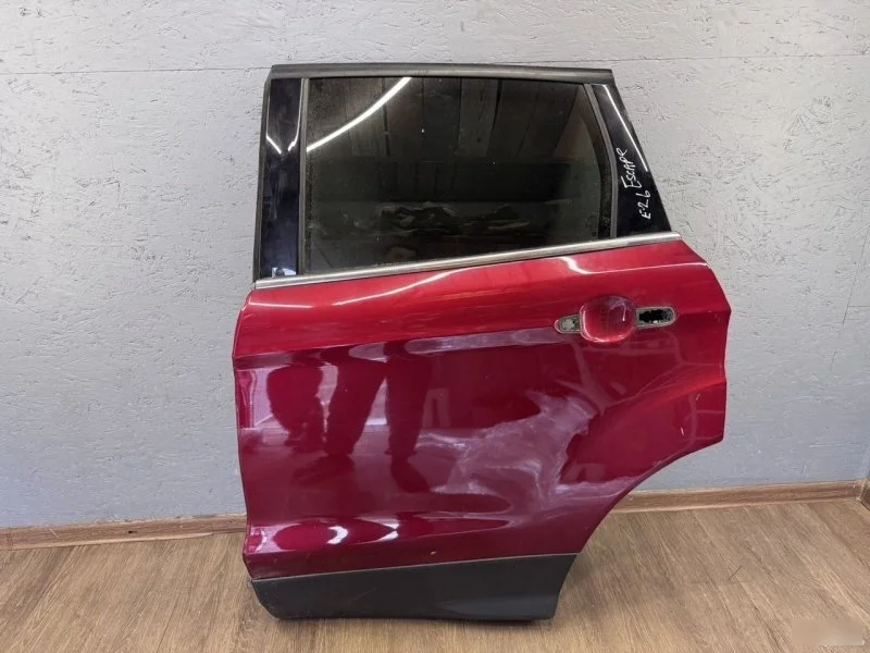 Дверь Ford Kuga 2