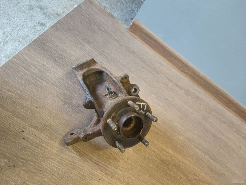 Кулак Ford Focus 3