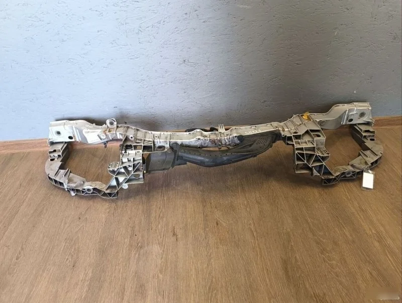 Панель телевизор Ford Focus 3