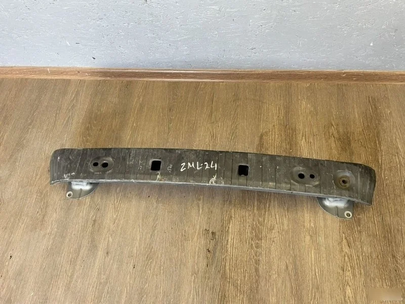 Усилитель бампера Volvo S40 2004-2012